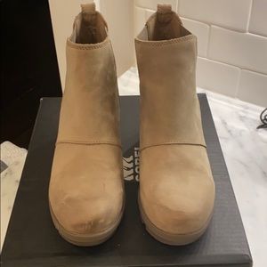 Sorel Joan of Arctic